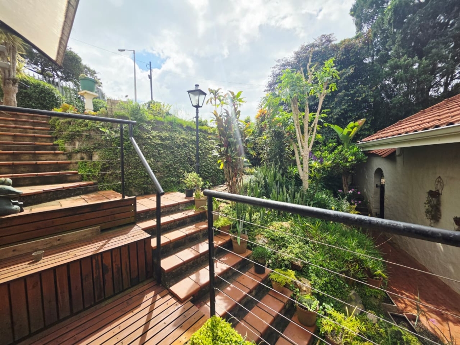 5 Bedroom Property for Sale in Fairview KwaZulu-Natal
