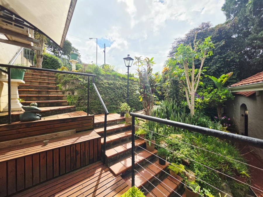 5 Bedroom Property for Sale in Fairview KwaZulu-Natal