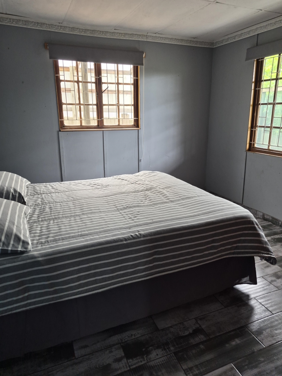 2 Bedroom Property for Sale in Amanzimtoti KwaZulu-Natal