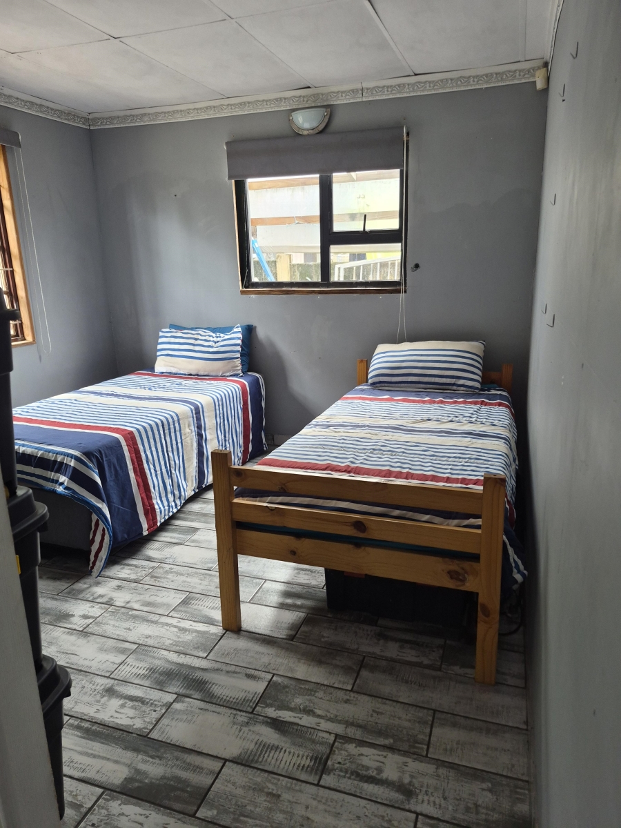 2 Bedroom Property for Sale in Amanzimtoti KwaZulu-Natal