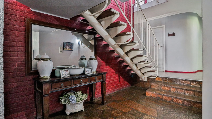 4 Bedroom Property for Sale in Athlone KwaZulu-Natal