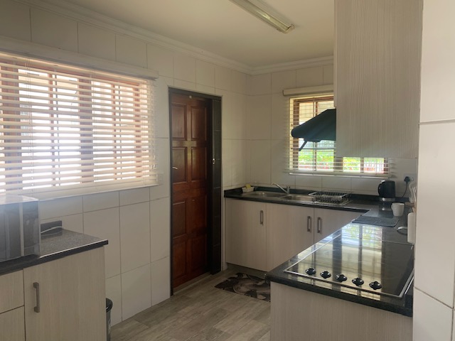 To Let 3 Bedroom Property for Rent in Chiltern Hills KwaZulu-Natal