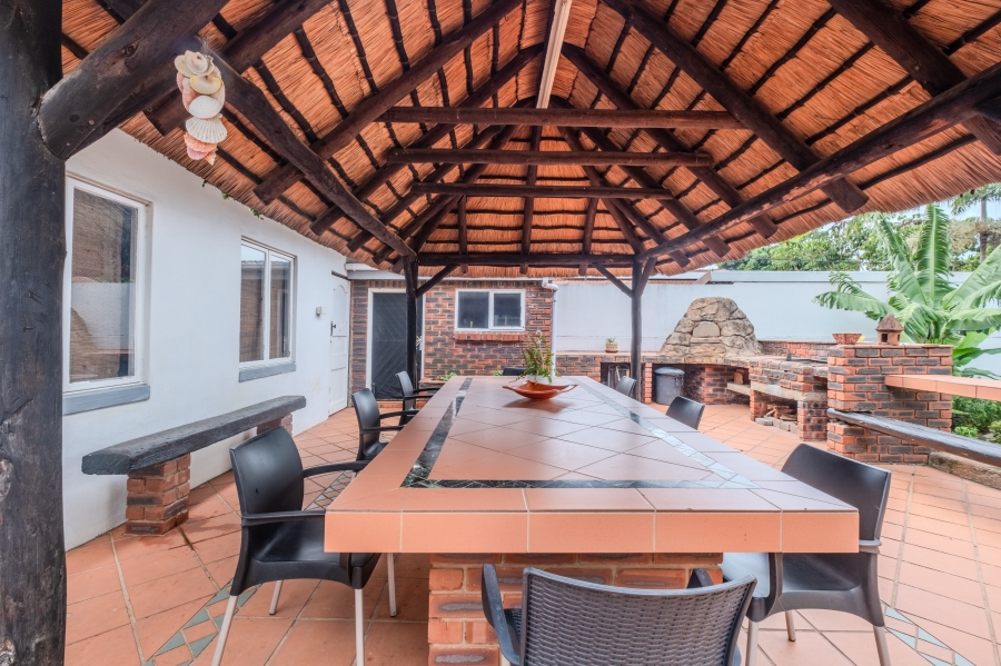 7 Bedroom Property for Sale in Durban North KwaZulu-Natal