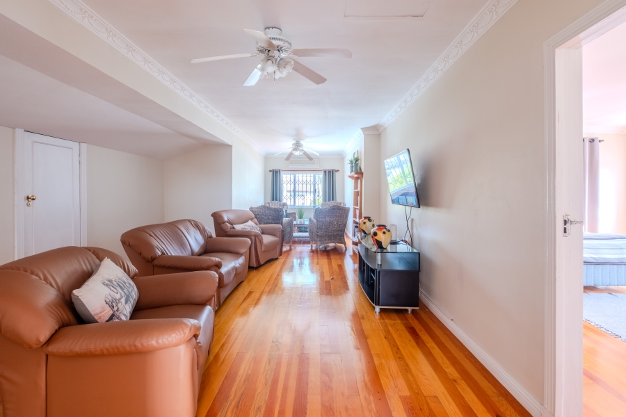 7 Bedroom Property for Sale in Durban North KwaZulu-Natal