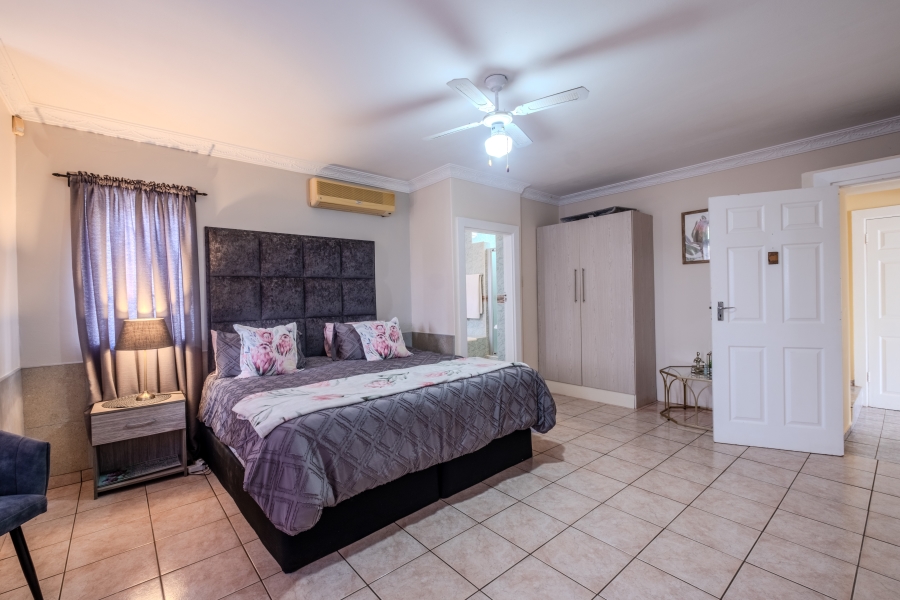 7 Bedroom Property for Sale in Durban North KwaZulu-Natal