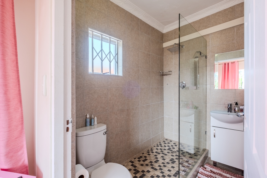 7 Bedroom Property for Sale in Durban North KwaZulu-Natal