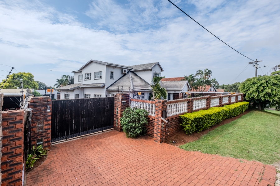 7 Bedroom Property for Sale in Durban North KwaZulu-Natal