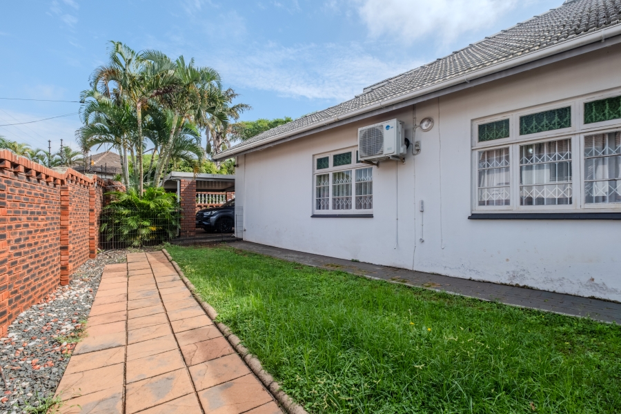 7 Bedroom Property for Sale in Durban North KwaZulu-Natal