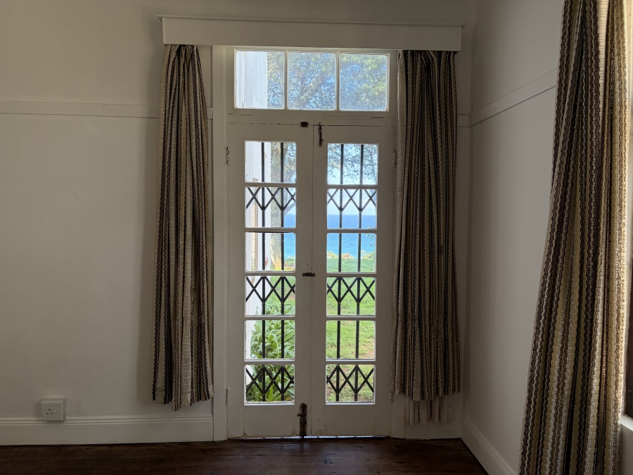 5 Bedroom Property for Sale in Amanzimtoti KwaZulu-Natal