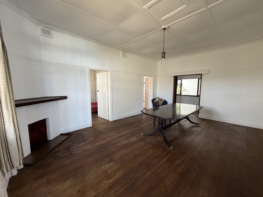 5 Bedroom Property for Sale in Amanzimtoti KwaZulu-Natal