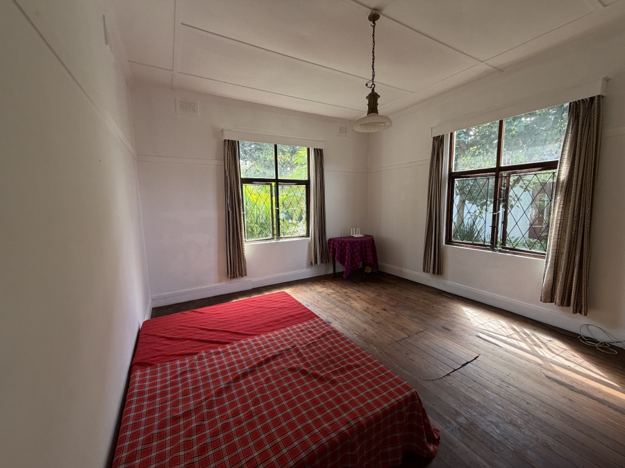 5 Bedroom Property for Sale in Amanzimtoti KwaZulu-Natal