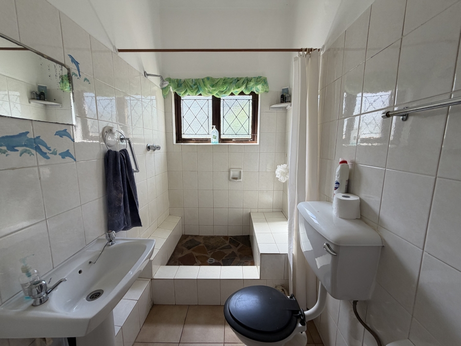 5 Bedroom Property for Sale in Amanzimtoti KwaZulu-Natal