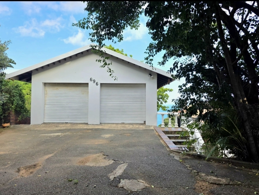 4 Bedroom Property for Sale in Athlone Park KwaZulu-Natal