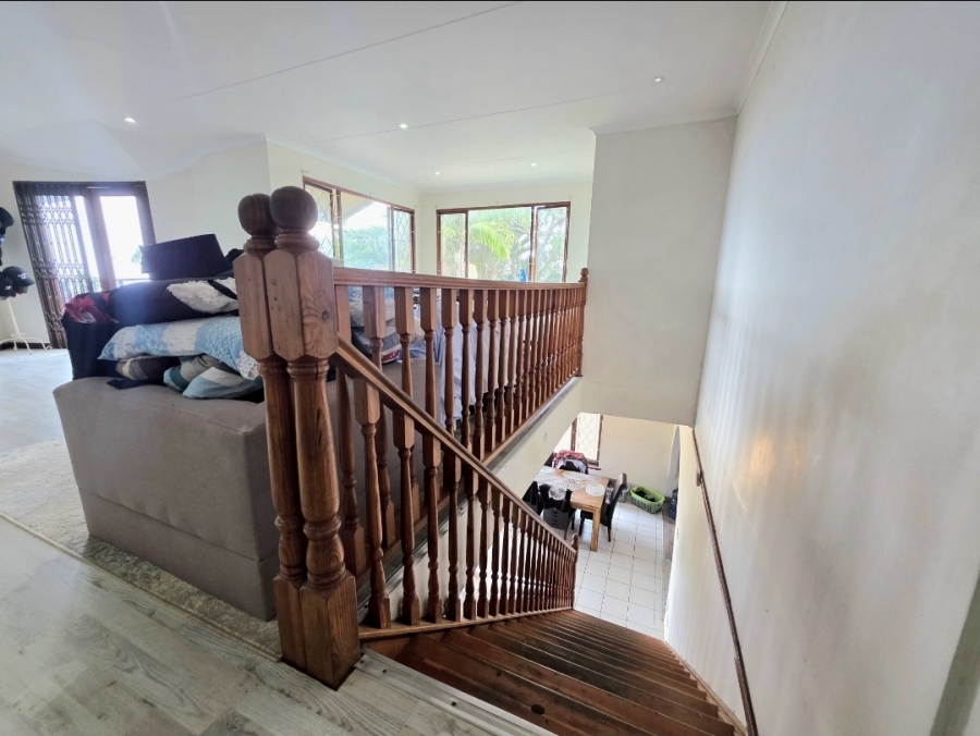 8 Bedroom Property for Sale in Amanzimtoti KwaZulu-Natal