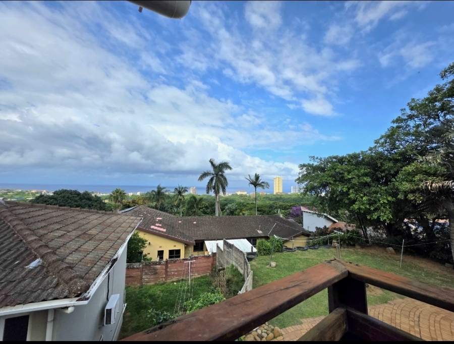 8 Bedroom Property for Sale in Amanzimtoti KwaZulu-Natal