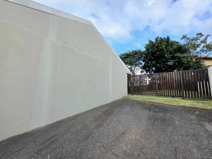 8 Bedroom Property for Sale in Amanzimtoti KwaZulu-Natal