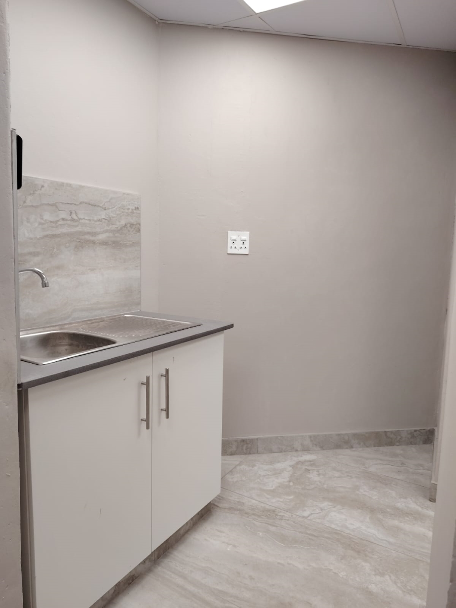 To Let commercial Property for Rent in Hilton Central KwaZulu-Natal