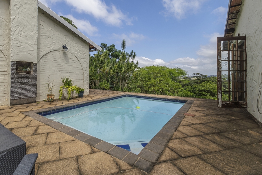 4 Bedroom Property for Sale in Dawncliffe KwaZulu-Natal