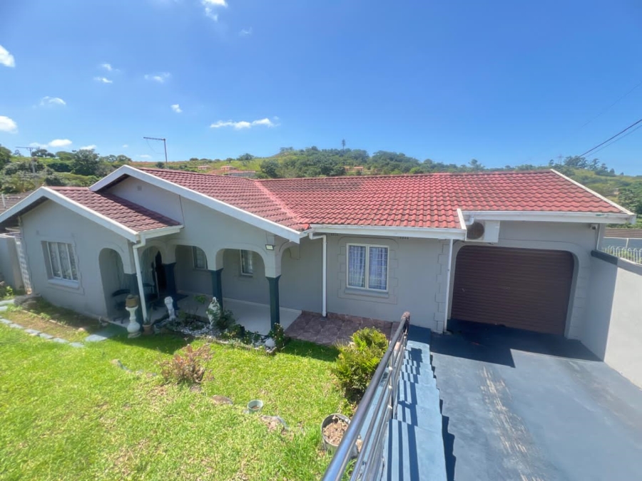 3 Bedroom Property for Sale in Savannah Park KwaZulu-Natal