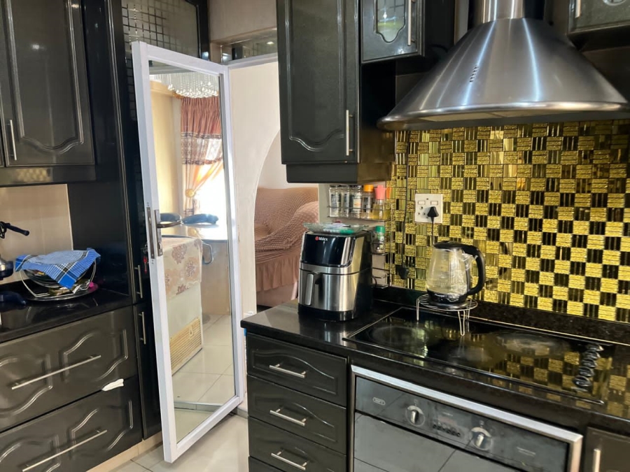 3 Bedroom Property for Sale in Savannah Park KwaZulu-Natal