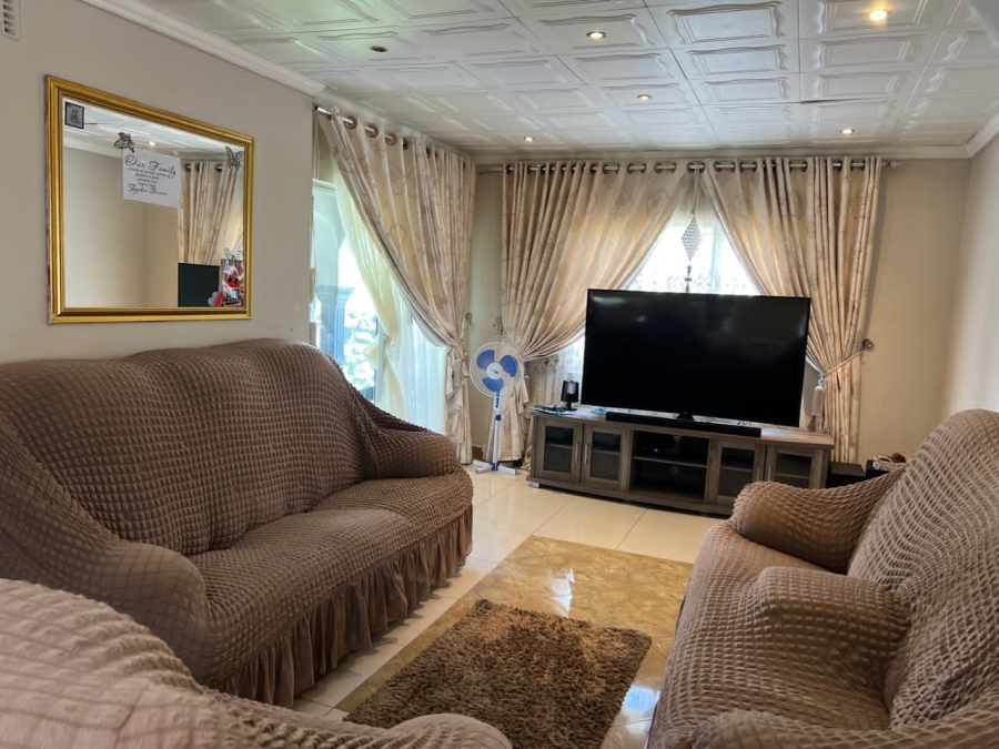 3 Bedroom Property for Sale in Savannah Park KwaZulu-Natal