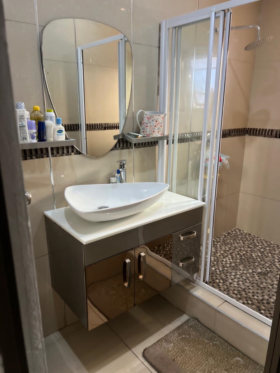 3 Bedroom Property for Sale in Savannah Park KwaZulu-Natal