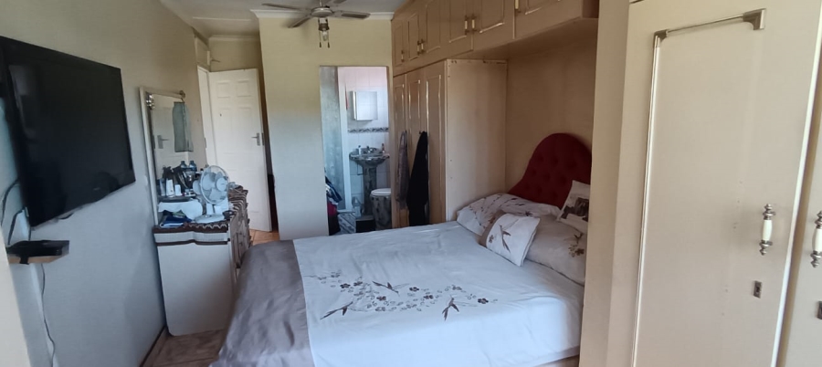 3 Bedroom Property for Sale in Grove End KwaZulu-Natal