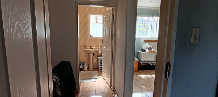 3 Bedroom Property for Sale in Grove End KwaZulu-Natal