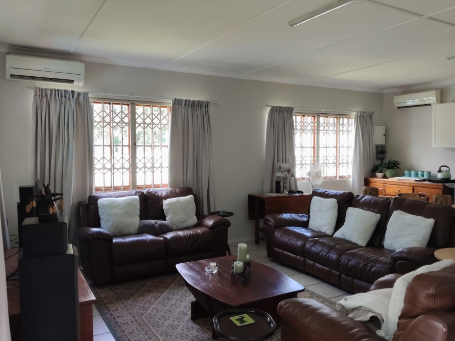 To Let 2 Bedroom Property for Rent in Winston Park KwaZulu-Natal