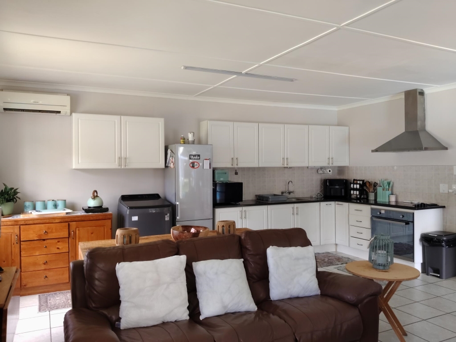 To Let 2 Bedroom Property for Rent in Winston Park KwaZulu-Natal