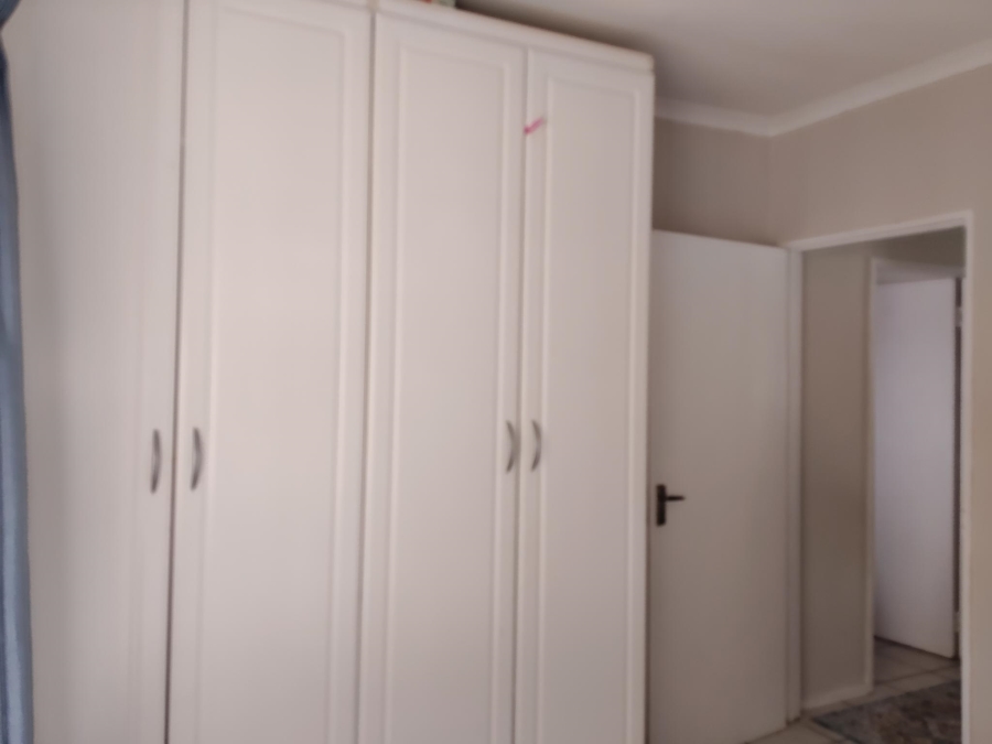 To Let 2 Bedroom Property for Rent in Winston Park KwaZulu-Natal