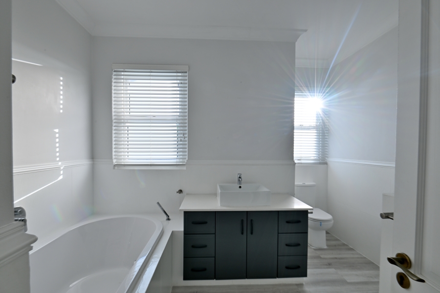 4 Bedroom Property for Sale in Simbithi Eco Estate KwaZulu-Natal