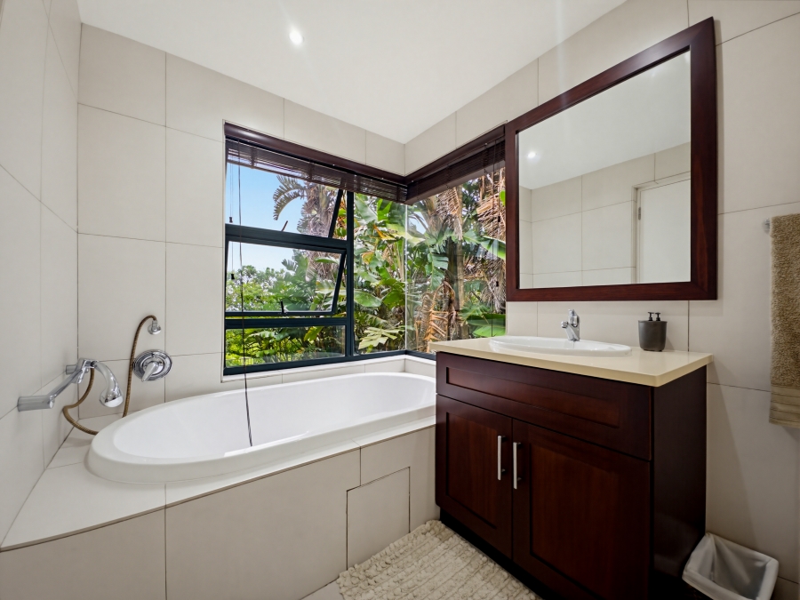 5 Bedroom Property for Sale in Zinkwazi Beach KwaZulu-Natal