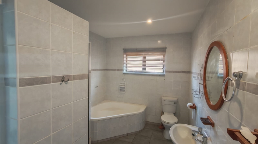 4 Bedroom Property for Sale in Ramsgate KwaZulu-Natal