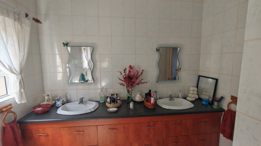 4 Bedroom Property for Sale in Ramsgate KwaZulu-Natal