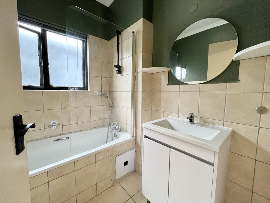 2 Bedroom Property for Sale in Sheffield Beach KwaZulu-Natal