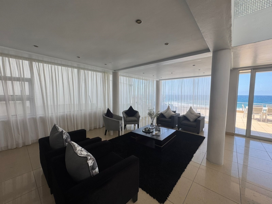 5 Bedroom Property for Sale in Tinley Manor KwaZulu-Natal