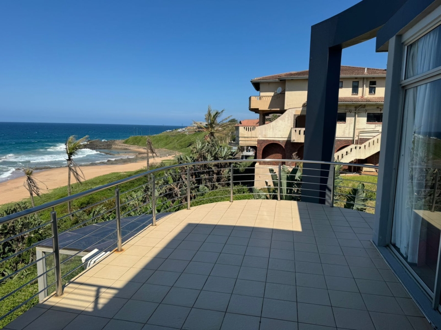 5 Bedroom Property for Sale in Tinley Manor KwaZulu-Natal