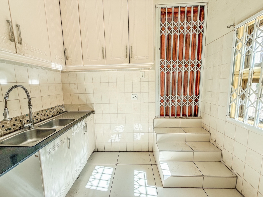 5 Bedroom Property for Sale in Nyala Park KwaZulu-Natal