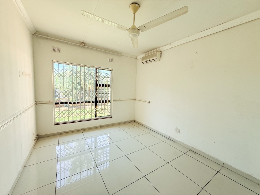 5 Bedroom Property for Sale in Nyala Park KwaZulu-Natal