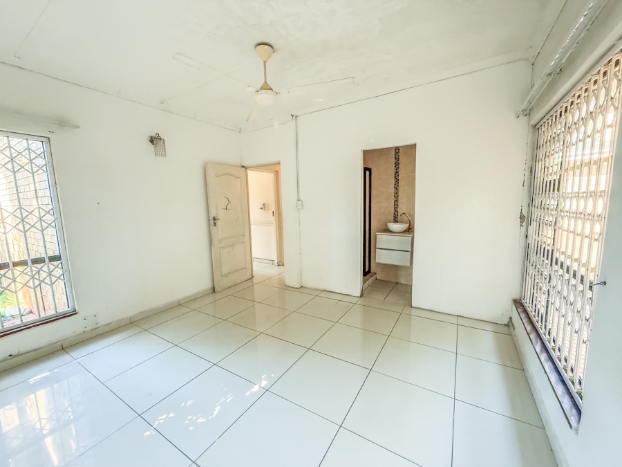 5 Bedroom Property for Sale in Nyala Park KwaZulu-Natal