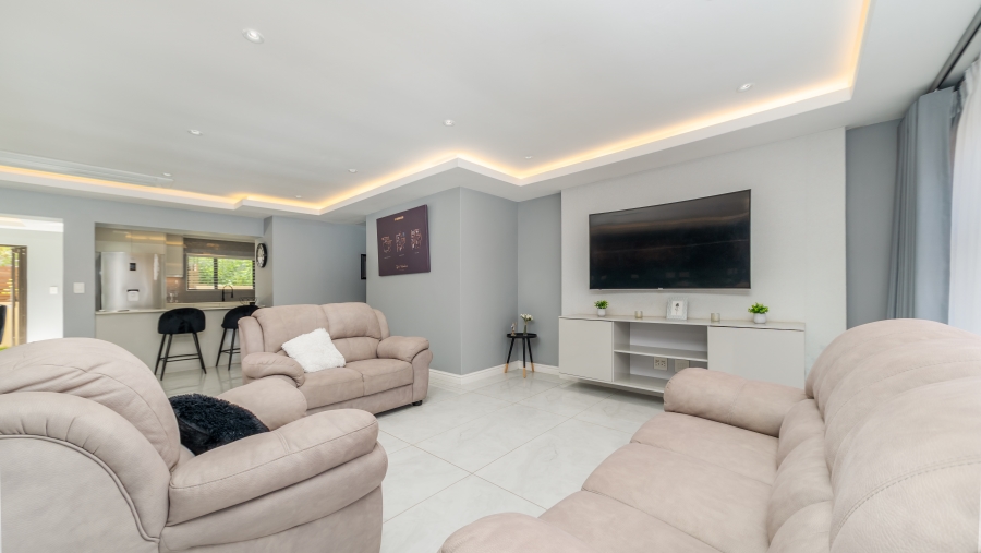 3 Bedroom Property for Sale in Izinga KwaZulu-Natal