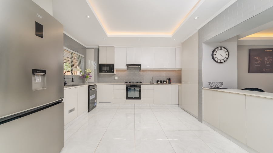 3 Bedroom Property for Sale in Izinga KwaZulu-Natal