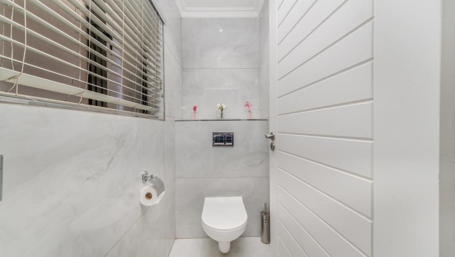 3 Bedroom Property for Sale in Izinga KwaZulu-Natal