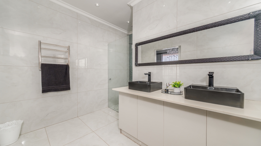 3 Bedroom Property for Sale in Izinga KwaZulu-Natal