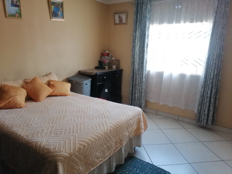 4 Bedroom Property for Sale in Lenham KwaZulu-Natal