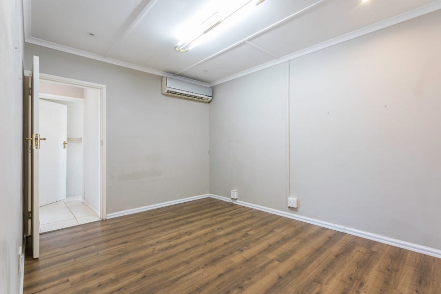 4 Bedroom Property for Sale in Compensation Beach KwaZulu-Natal