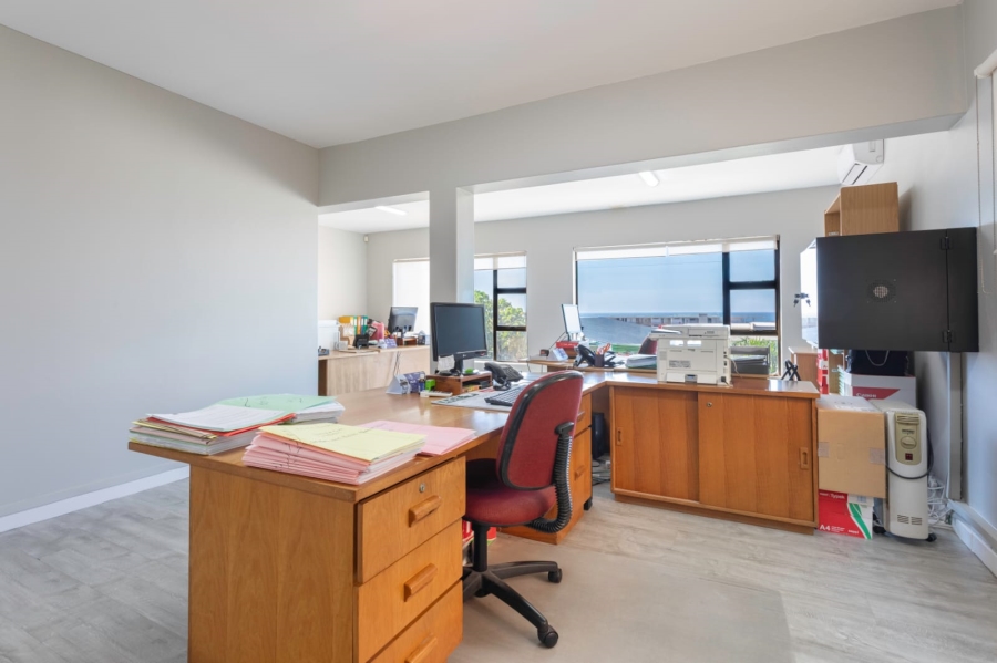 4 Bedroom Property for Sale in Compensation Beach KwaZulu-Natal