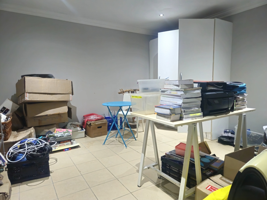 5 Bedroom Property for Sale in Palm Lakes Estate KwaZulu-Natal