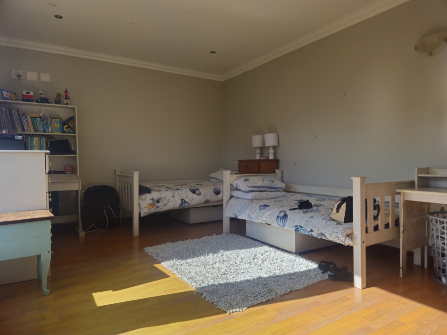 5 Bedroom Property for Sale in Palm Lakes Estate KwaZulu-Natal